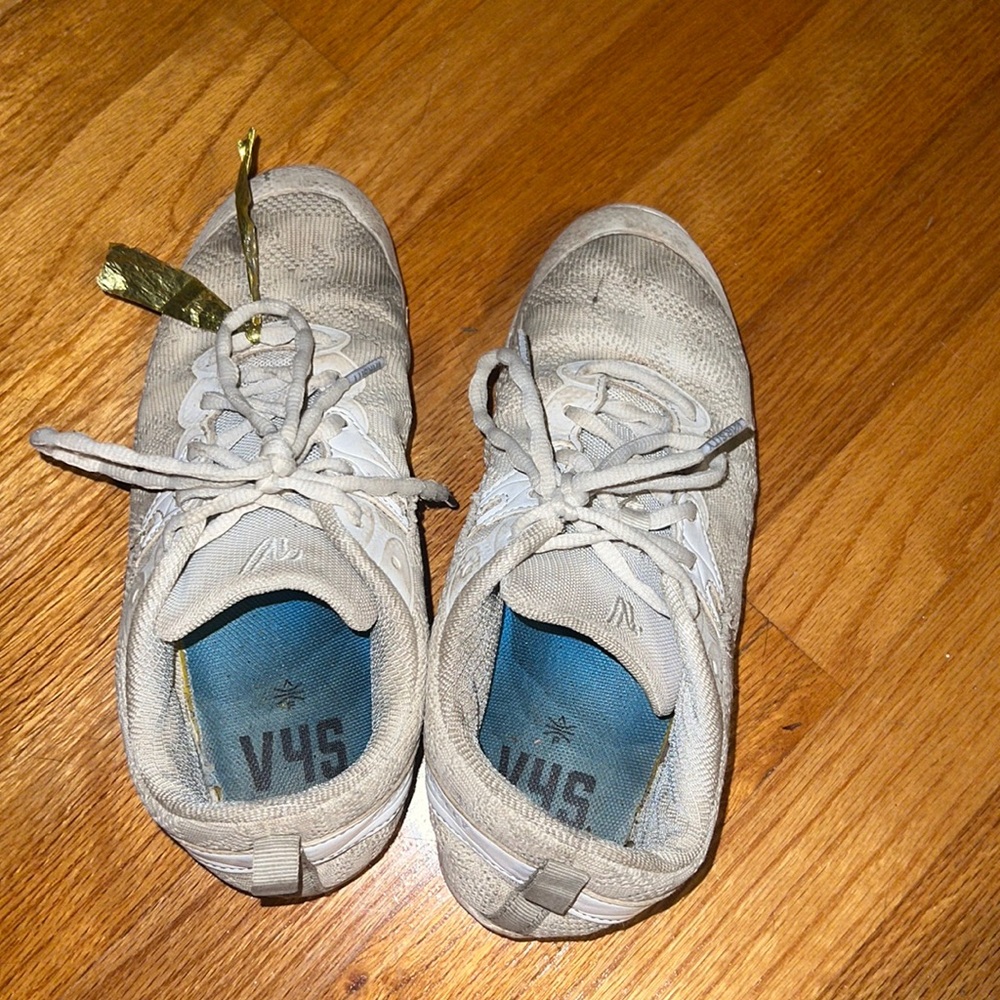 VARSITY CHEER SHOES